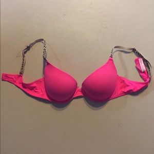 Victoria’s Secret pink wear everywhere push up bra